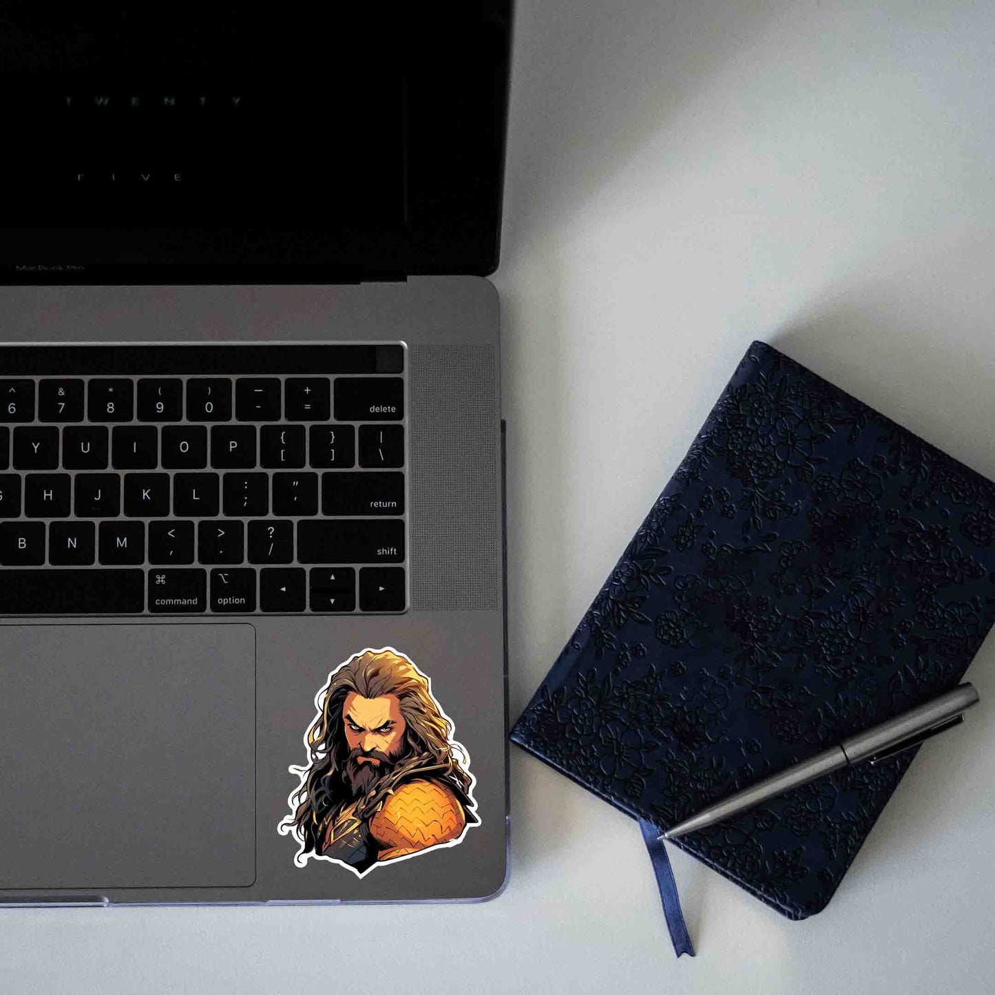 AQUAMAN JASON MOMOA ART STICKER