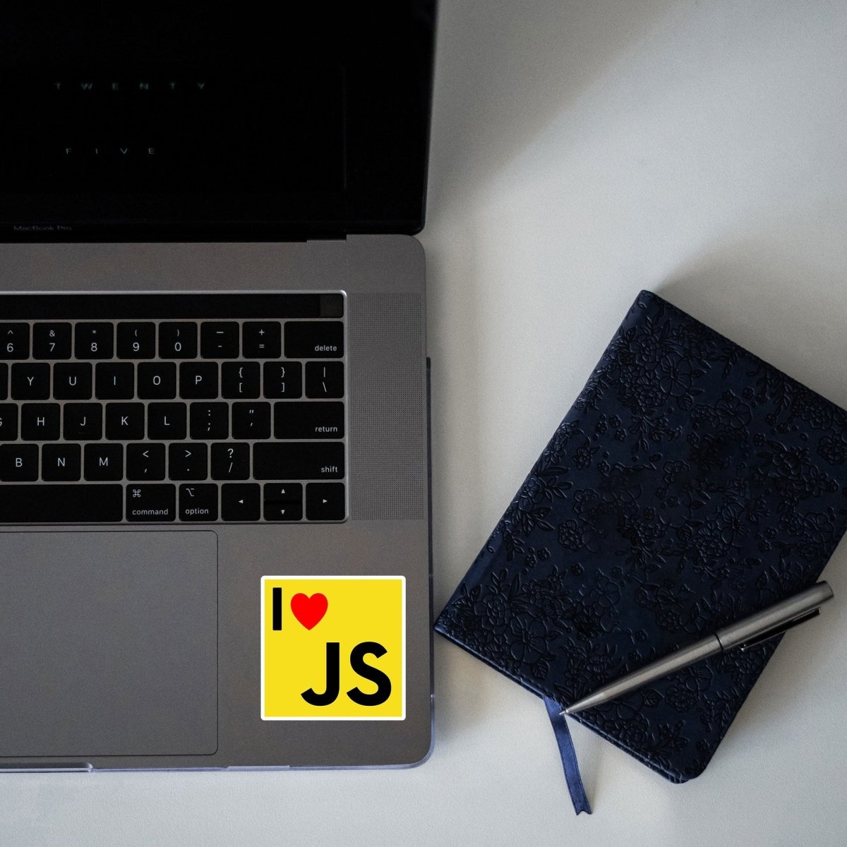 JAVASCRIPT DEV'S DECLARATION STICKER