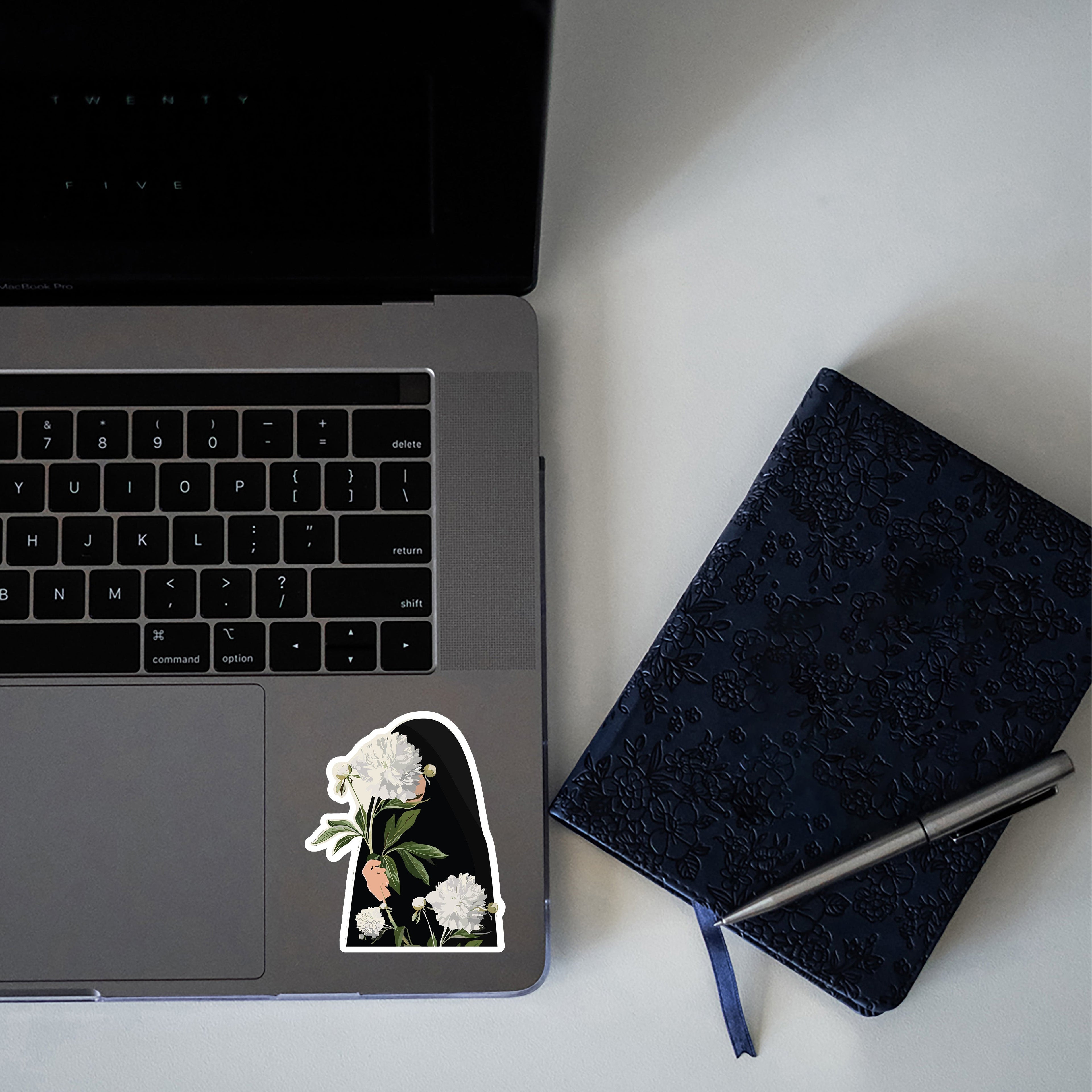 MUSLIM GIRL STICKER - HIJAB STICKER - 8